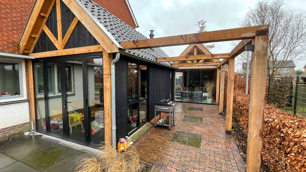 Douglas Veranda aan huis dakkoepels